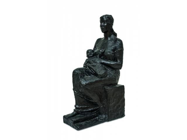 Ernesto De Fiori bronze 77 x 30 x 46 cm "Maternidade" 1938 reproduzido no livro Ernesto de Fiori - Uma Retrospectiva. São Paulo: Pinacoteca, 1997, p. 64