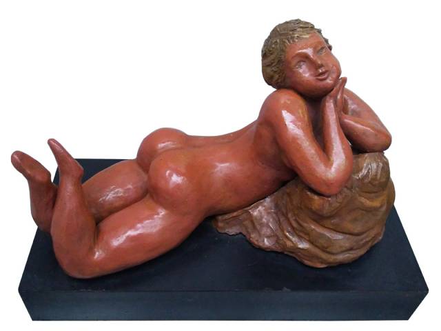Fofo Hemsi Escultura em resina 38 x 17 x 29 cm “Mulher Descansando”