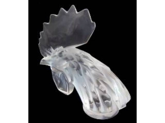 Lalique - Figura de cabeça de galo em cristal jateado assinada na base, H = 15 cm - França