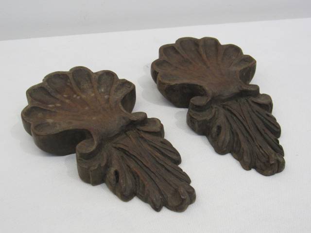 Par de talhas em vinhático séc. XIX - 20 cm cada
