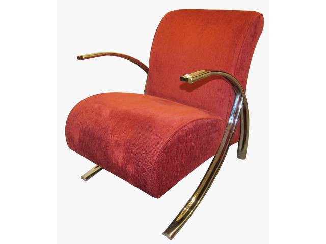 Poltrona design em tecido aveludado vermelho com braços curvos em aço, 75 x 60 x 85 cm