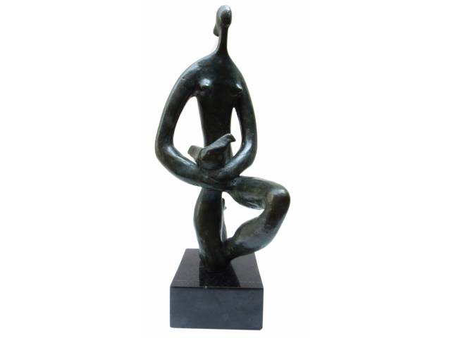 Sonia Ebling escultura de bronze 37 x 26 cm "Figura feminina com pássaro" ass. perna direita