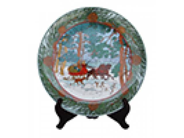 Prato em porc. “Heinrich: Villeroy & Boch” - “Na floresta de inverno.” - Prato de colecionismo - arrecadação de fundos apoio pesquisa do câncer. d = 25 cm - Alemanha, séc. XX