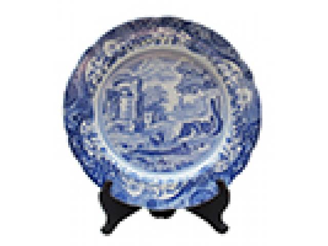 Prato faiança “Italian - Spode Design” decor. floral na borda, torre italiana ao centro na cor azul e branca. d = 25 cm. Inglaterra, séc. XX