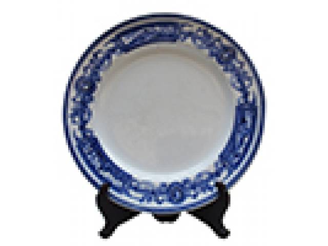 Prato porc. “Mintons” borda azul, decor. vegetal e paisagem. d = 26,5 cm - Inglaterra, início séc. XX
