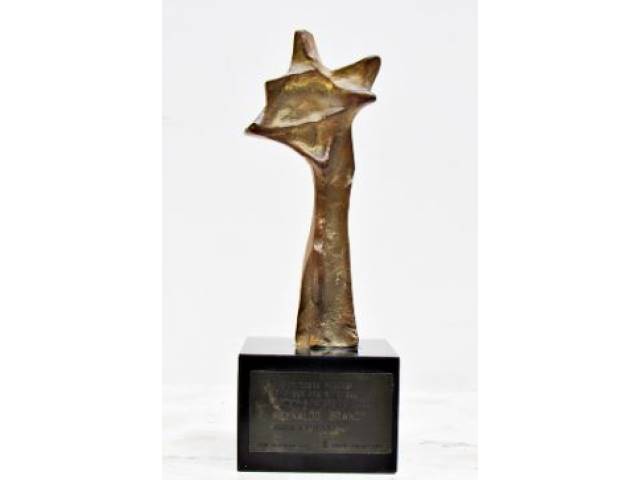 Anita Kaufmann escultura em bronze 15 x 8 cm "Árvore" ass. corpo com dedicatória 1988
