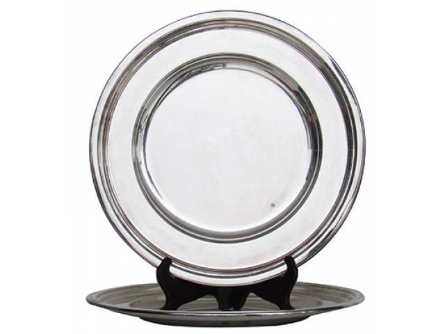 Par de travessas redondas “Wiskemann”, metal espessurado à prata. d = 33 cm. - Bélgica, 1900/1949