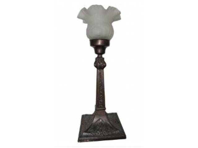 Abajur representando coluna grega em petit bronze e cúpula de vidro leitoso trabalhado H = 40 cm