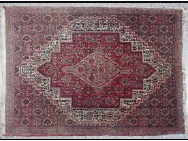 Tapete Senneh Persa 1,01 x 0,66 = 0,67 m²