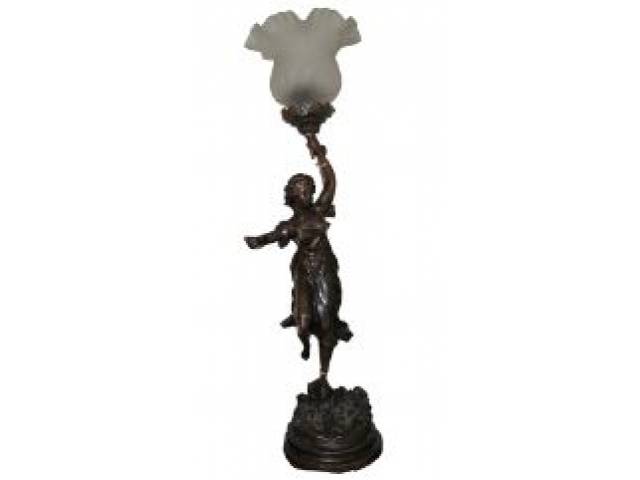 Abajur em petit bronze representando figura feminina e cúpula de vidro trabalhada H = 55 cm