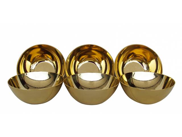 Seis lavandas “Inalta Luxe”, alumínio banhado a ouro. d = 10,5 cm - França, séc. XX