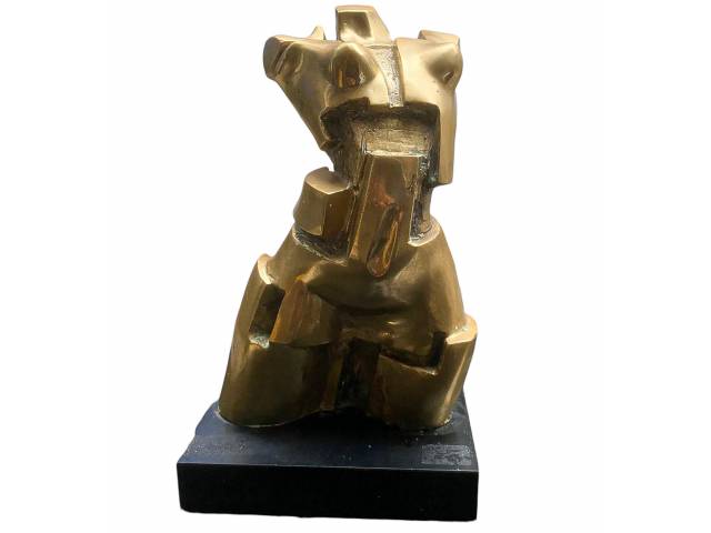 José Guerra escultura em bronze torso feminino com base H=41 ass CID datada 1984
