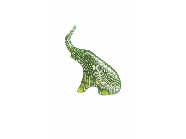 Abraham Palatnik escultura cinética representando raríssimo e gigante elefante sentado em verde e amarelo em resina de poliéster 37,5 x 32 cm ass na peça.