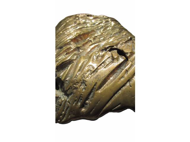 Maria Bonomi Escultura em bronze 19 x 30 cm “Sem titulo” ass. no verso