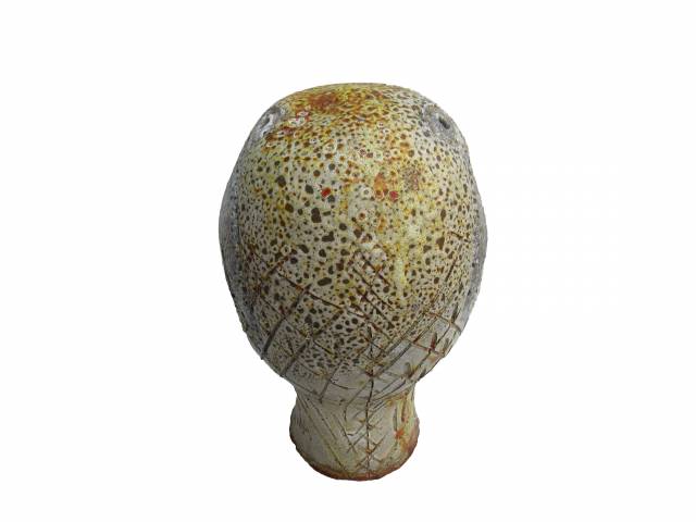 Tiago Amorim Escultura em cerâmica pintada, representando "Peixe" h= 38cm assinatura na base .Olinda - Pernambuco