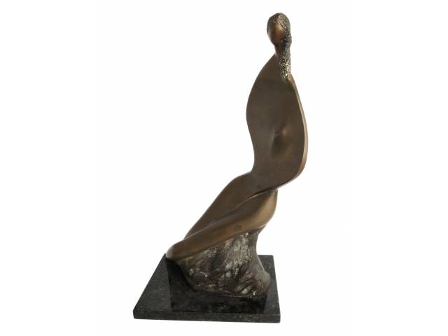Daisy Nasser escultura em bronze sobre base de mármore 50 x 27cm "Figura Feminina" ass. lateral